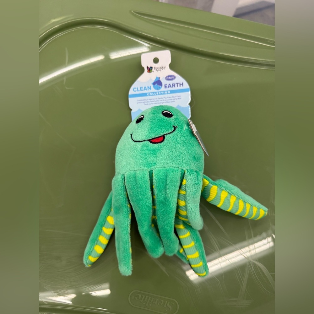 Spunky Pup Clean Earth Green Octopus Plush Dog Toy NWT - Picture 2 of 5